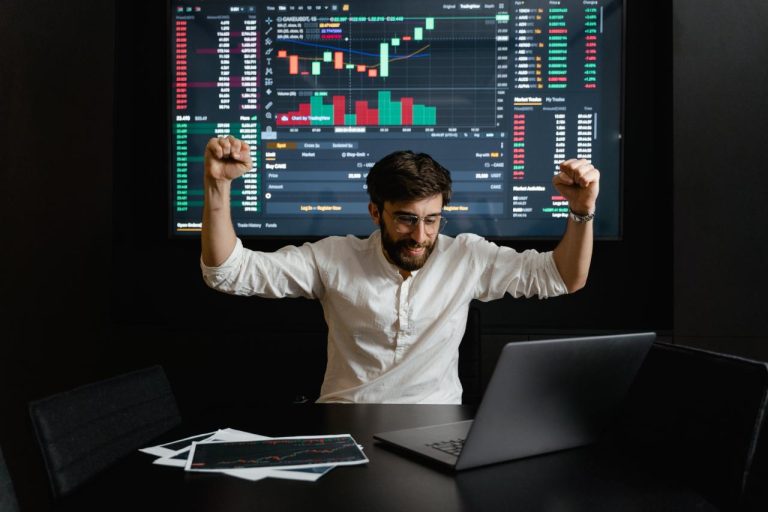 Avis IG : ce que vous devez savoir ce broker ! Finance Héros