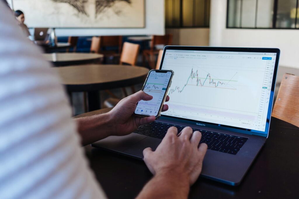 découvrez le monde du forex trading et apprenez à investir sur le marché des changes avec nos conseils et ressources fiables.