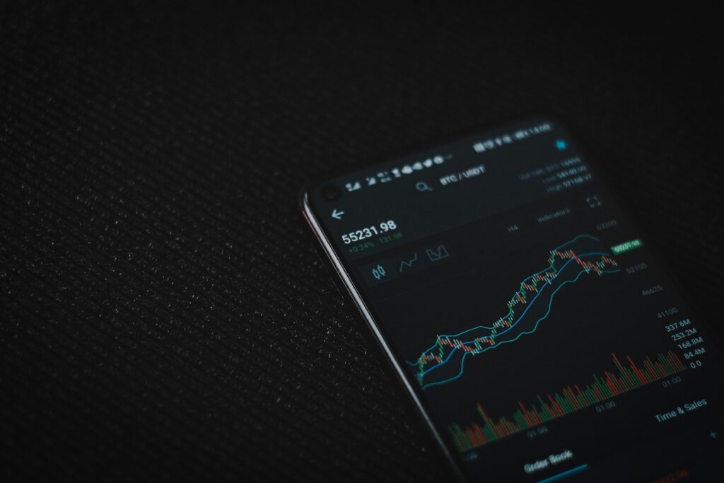 découvrez le monde passionnant du forex trading et apprenez à investir dans les marchés des changes avec nos conseils d'experts.