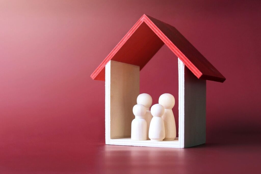 Achat de la nue-propriété par les parents : quelles implications pour votre patrimoine familial ?