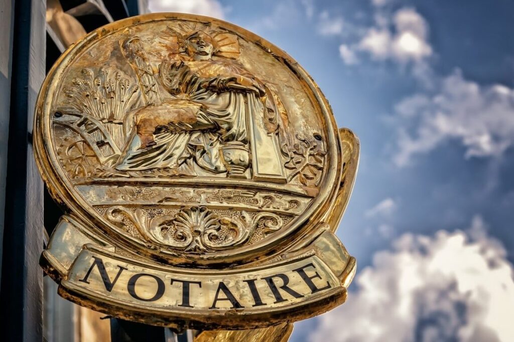 Comment déterminer le notaire d’une personne décédée ?