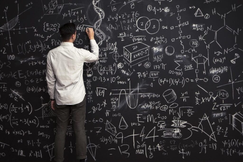 Comment le calcul littéral en 5ème peut booster les compétences analytiques de votre enfant?