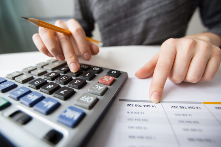 comprendre-le-taux-de-tva-sur-les-assurances-quel-impact-pour-votre-entreprise