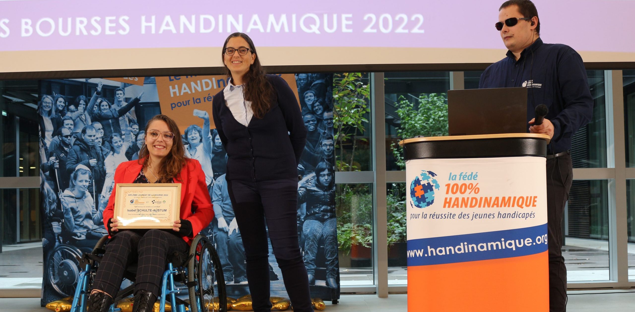 Postuler sur la bourse aux emplois Ucanss