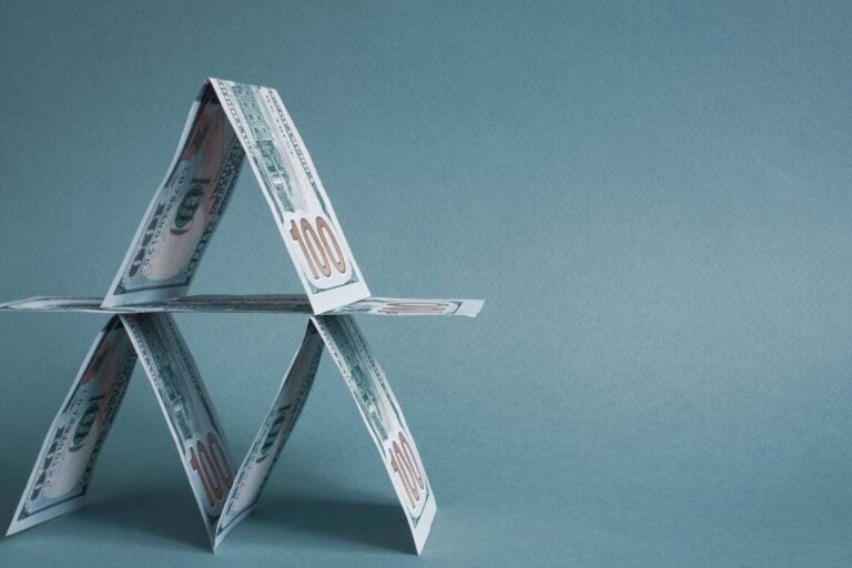 pyramide-de-lepargne-quelle-strategie-adopter