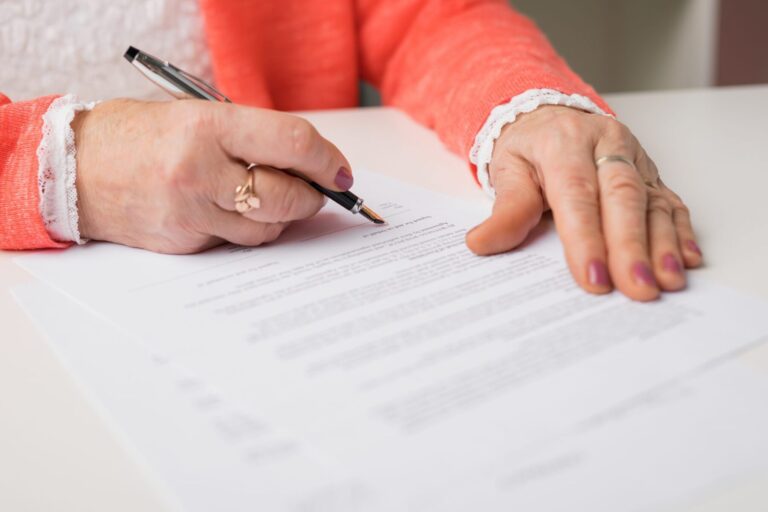 comment-profiter-dun-modele-gratuit-de-contrat-pour-cumul-emploi-retraite