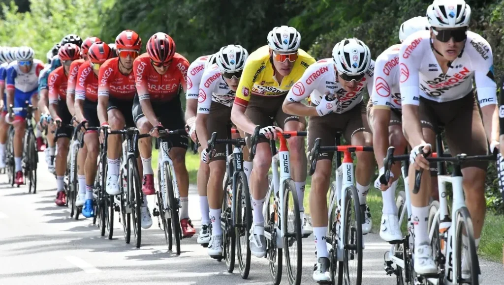 Qui participe au Tour du Limousin 2023 ? Découvrez la liste complète des coureurs