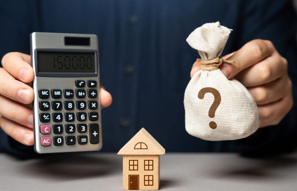 Comment la baisse des taux d’intérêt de 2023 peut-elle revitaliser votre entreprise ?